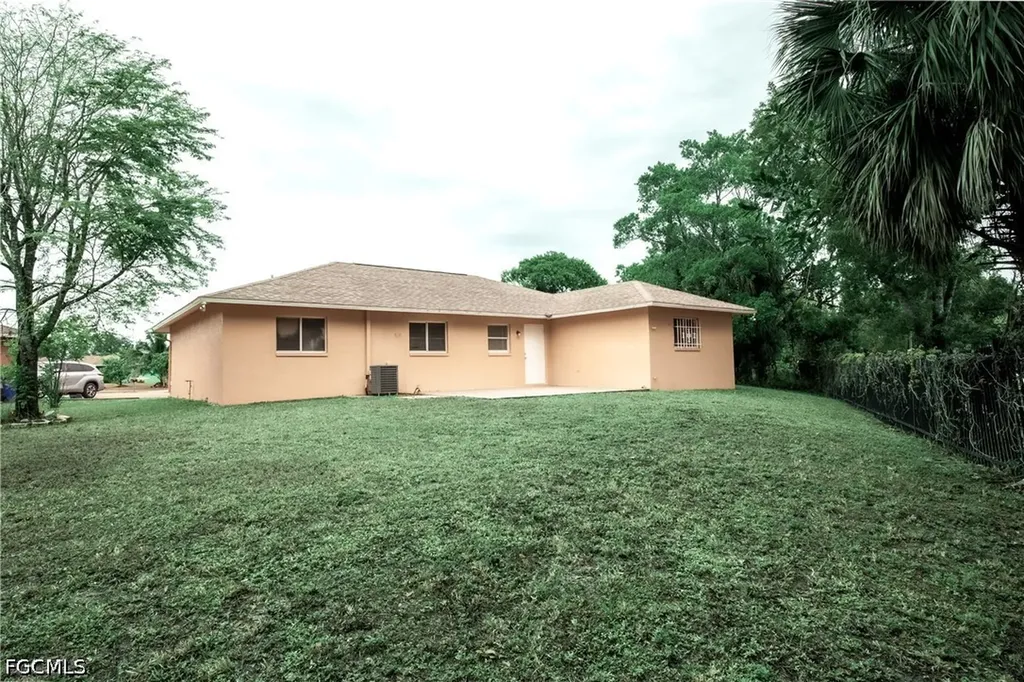3228 Willin Street Fort Myers FL 33916