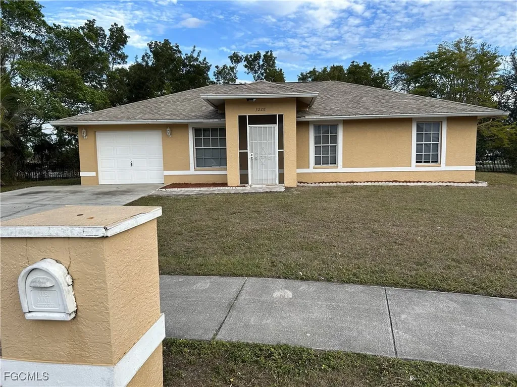 3228 Willin Street Fort Myers FL 33916
