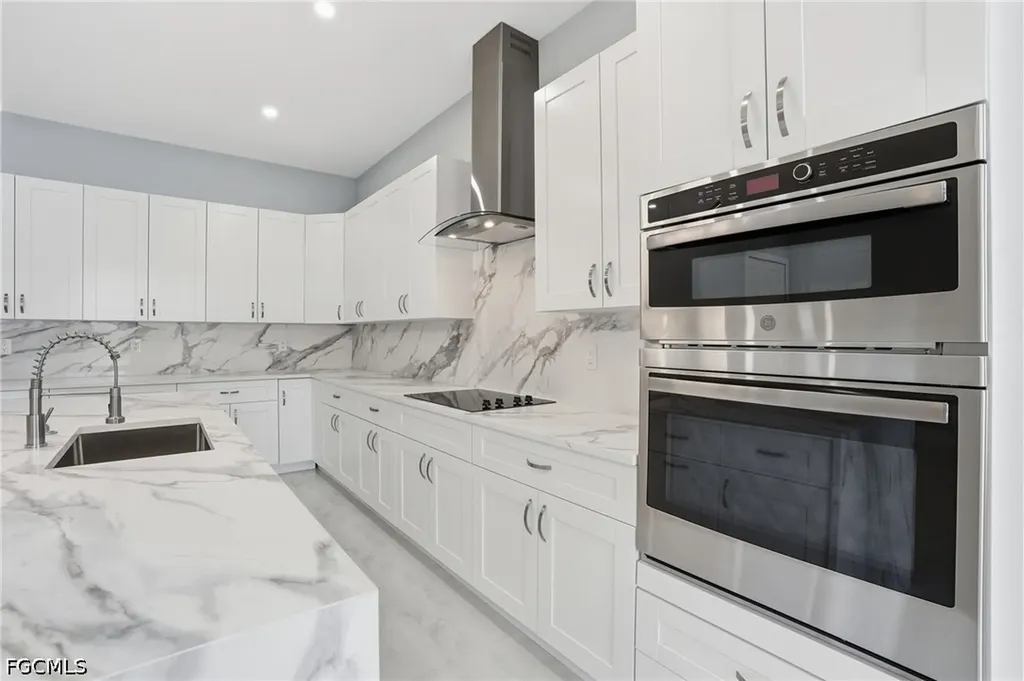 27659 Franklin Street Bonita Springs FL 34134