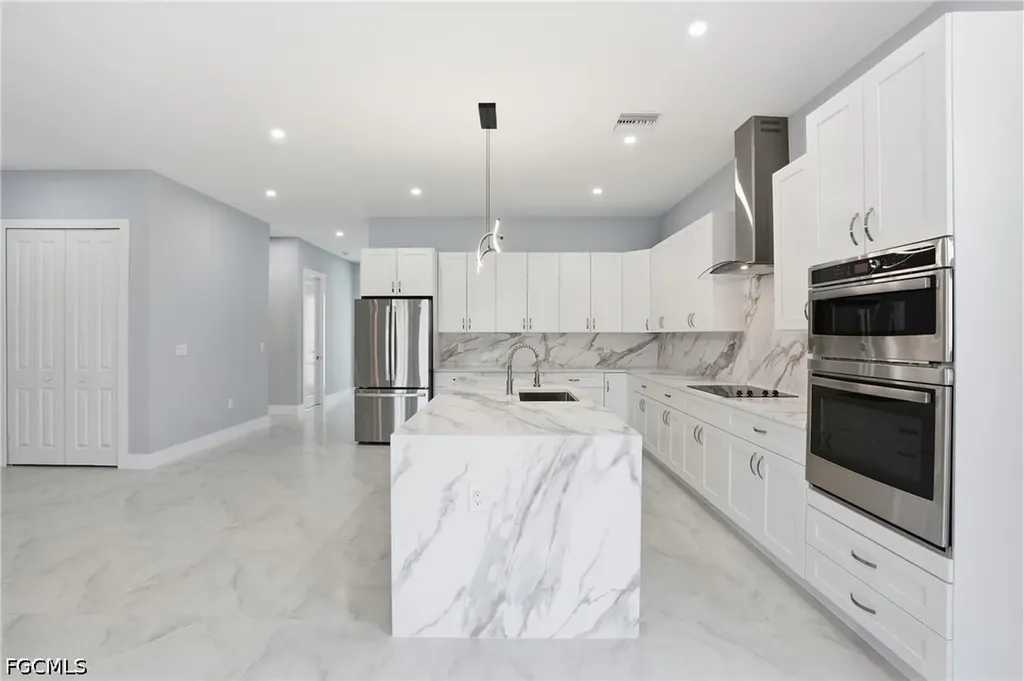 27659 Franklin Street Bonita Springs FL 34134