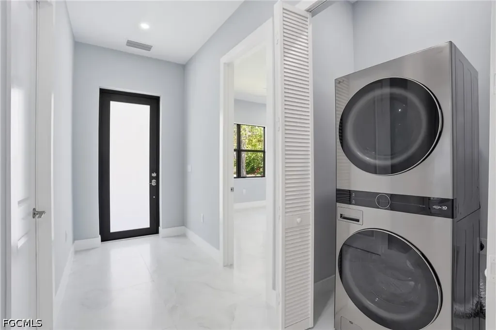 27659 Franklin Street Bonita Springs FL 34134