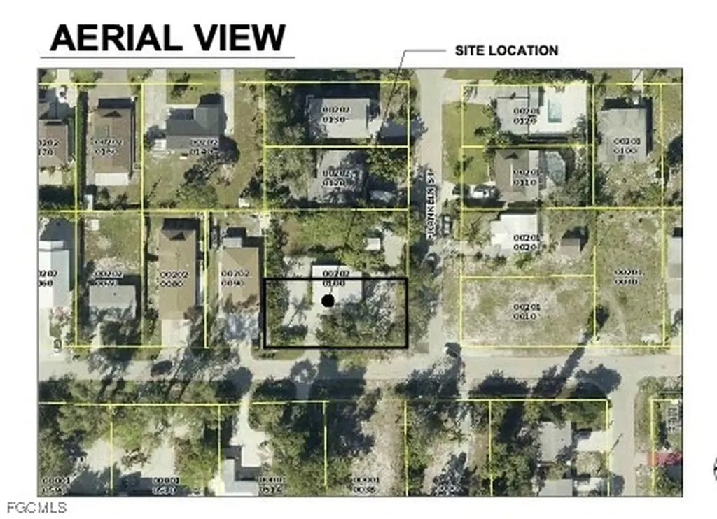 27659 Franklin Street Bonita Springs FL 34134