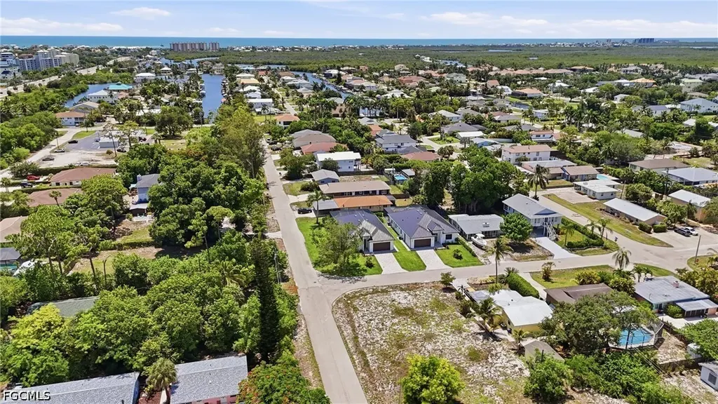 27659 Franklin Street Bonita Springs FL 34134