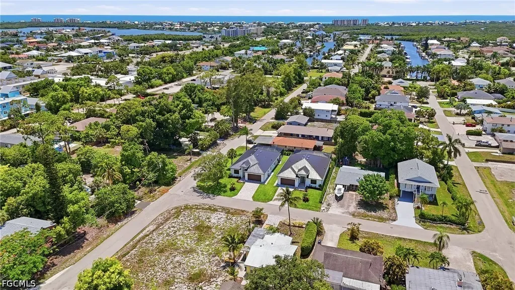27659 Franklin Street Bonita Springs FL 34134