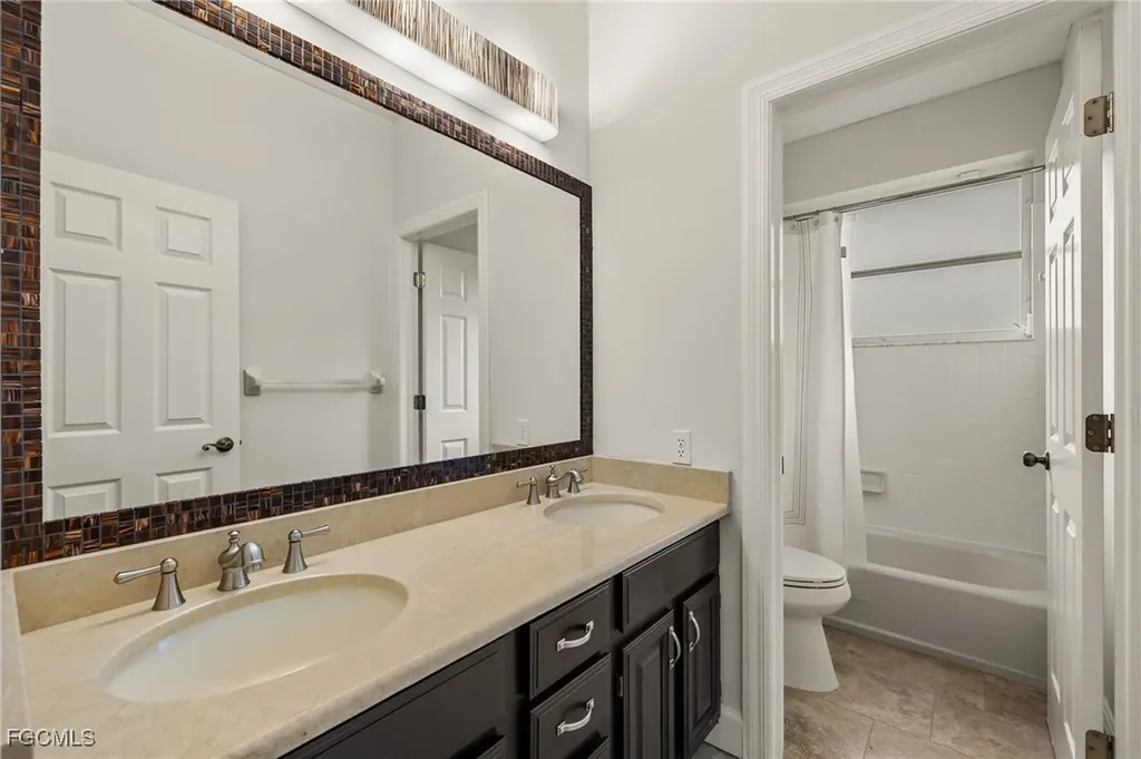 5539 Natoma Drive Fort Myers FL 33919