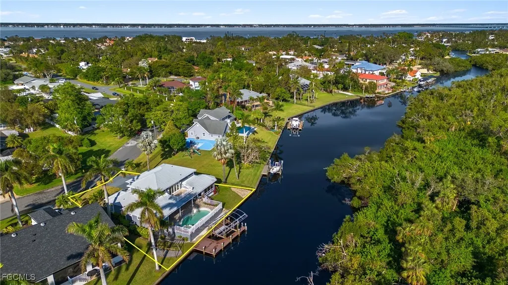 5539 Natoma Drive Fort Myers FL 33919