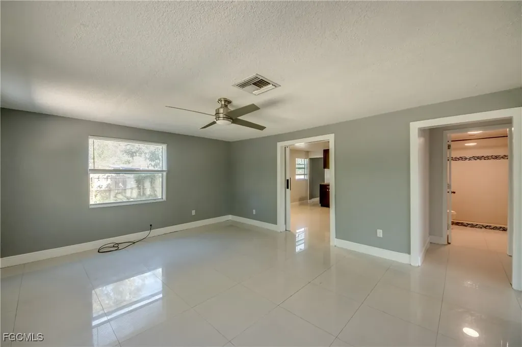 19330 Meredith Road North Fort Myers FL 33917