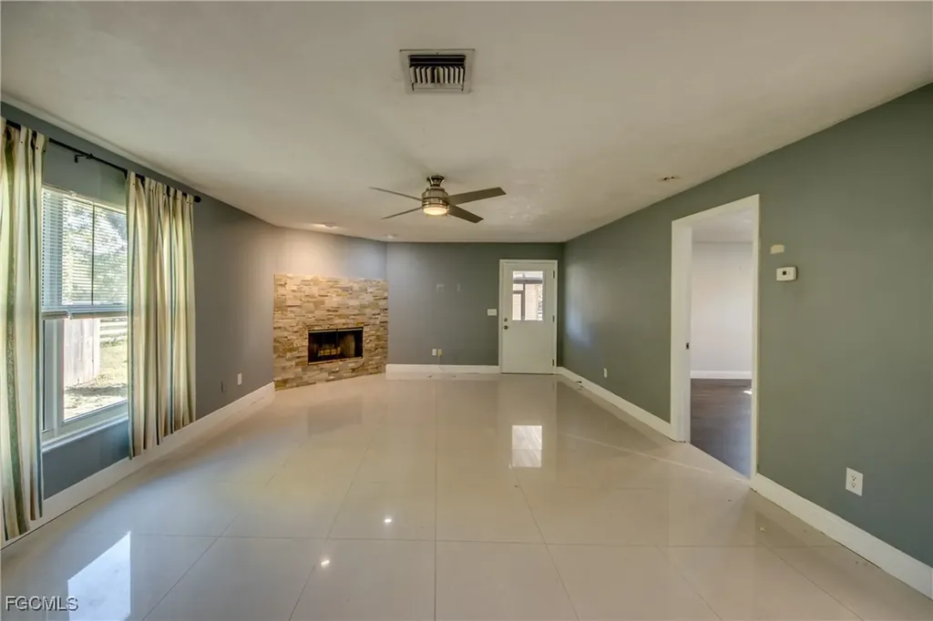 19330 Meredith Road North Fort Myers FL 33917