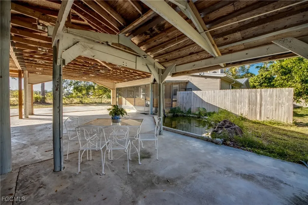 19330 Meredith Road North Fort Myers FL 33917