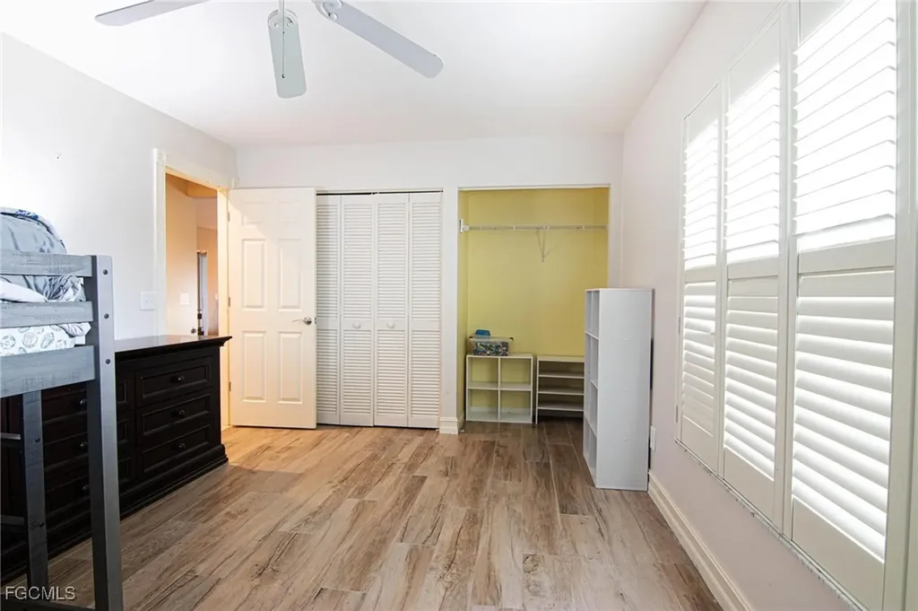 723 SE 9th Avenue Cape Coral FL 33990