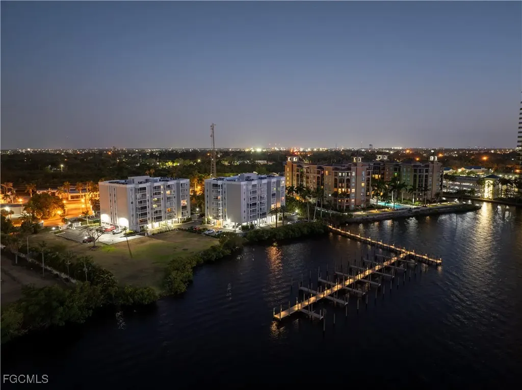 2885 Palm Beach Boulevard Fort Myers FL 33916