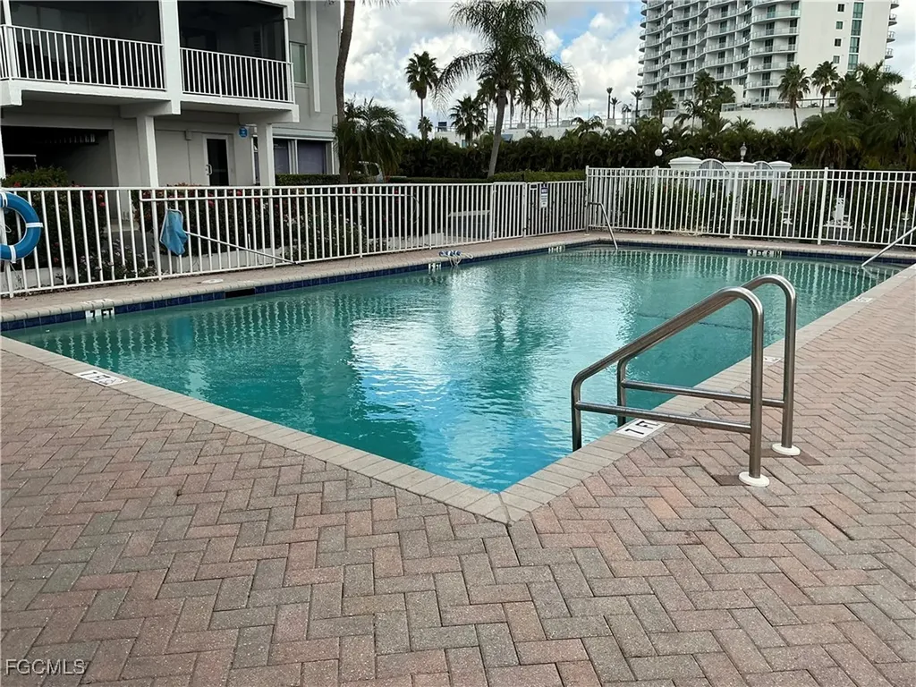 2885 Palm Beach Boulevard Fort Myers FL 33916
