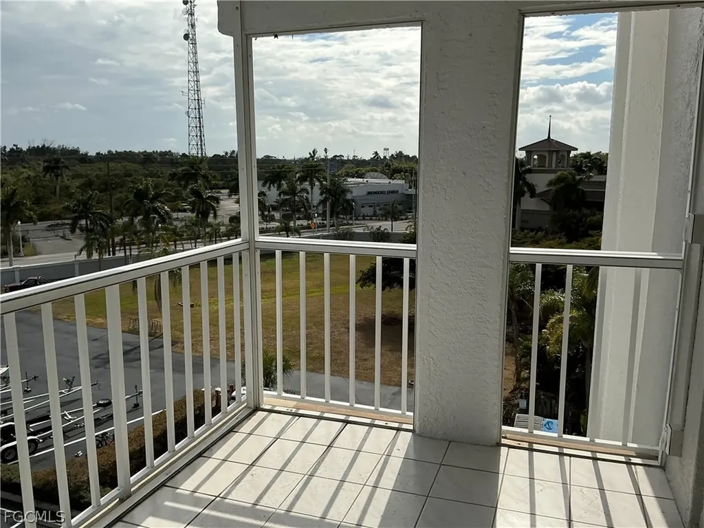 2885 Palm Beach Boulevard Fort Myers FL 33916