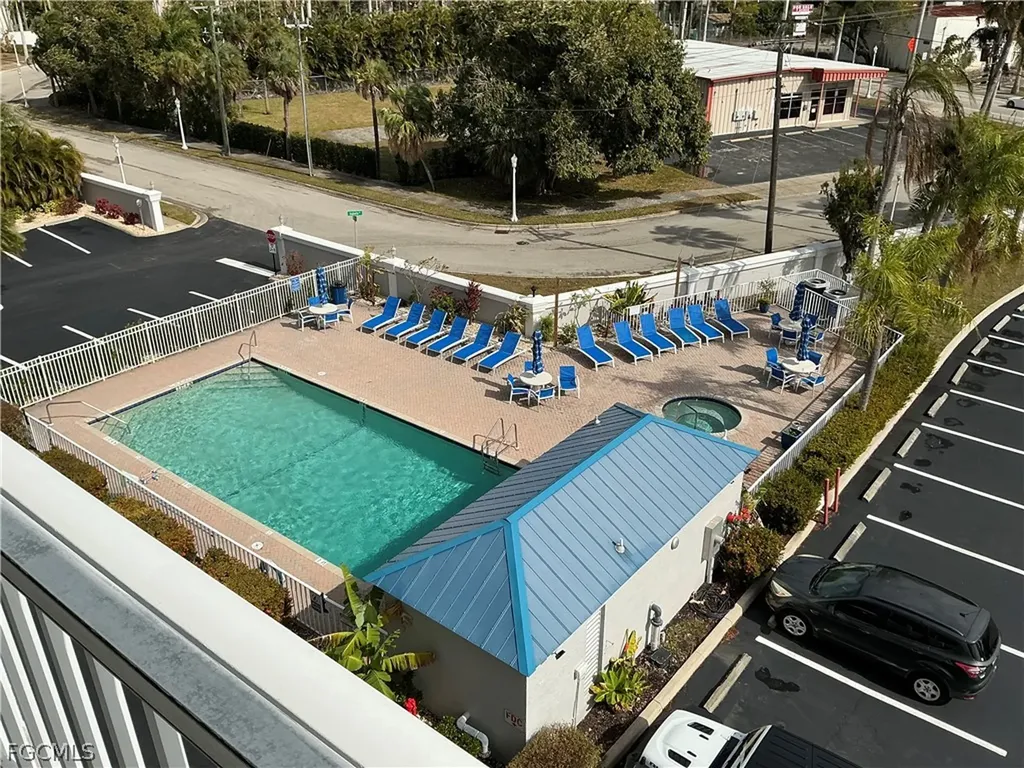 2885 Palm Beach Boulevard Fort Myers FL 33916
