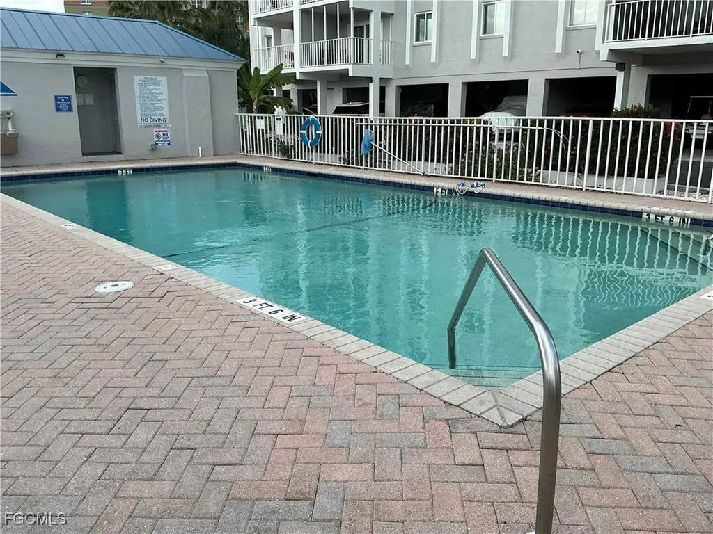 2885 Palm Beach Boulevard Fort Myers FL 33916