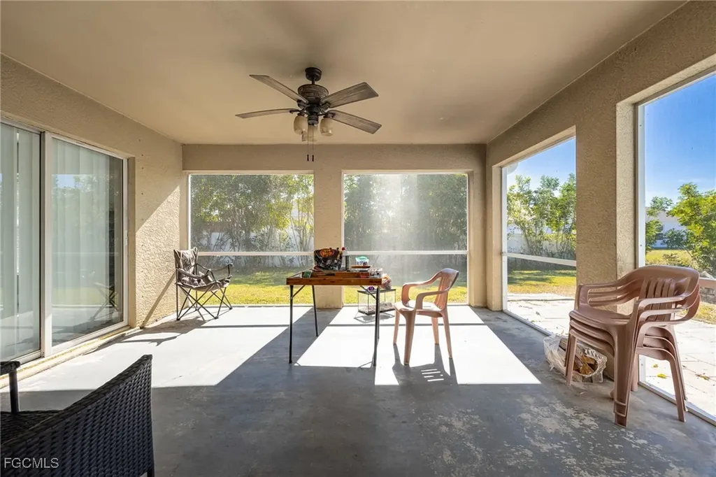 2022 NW 9th Terrace Cape Coral FL 33993