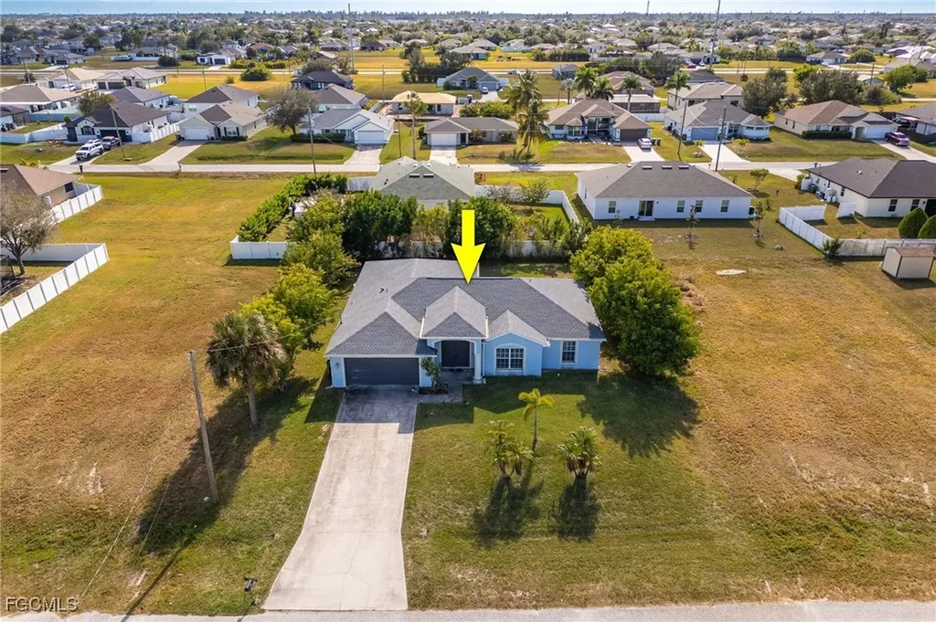 2022 NW 9th Terrace Cape Coral FL 33993