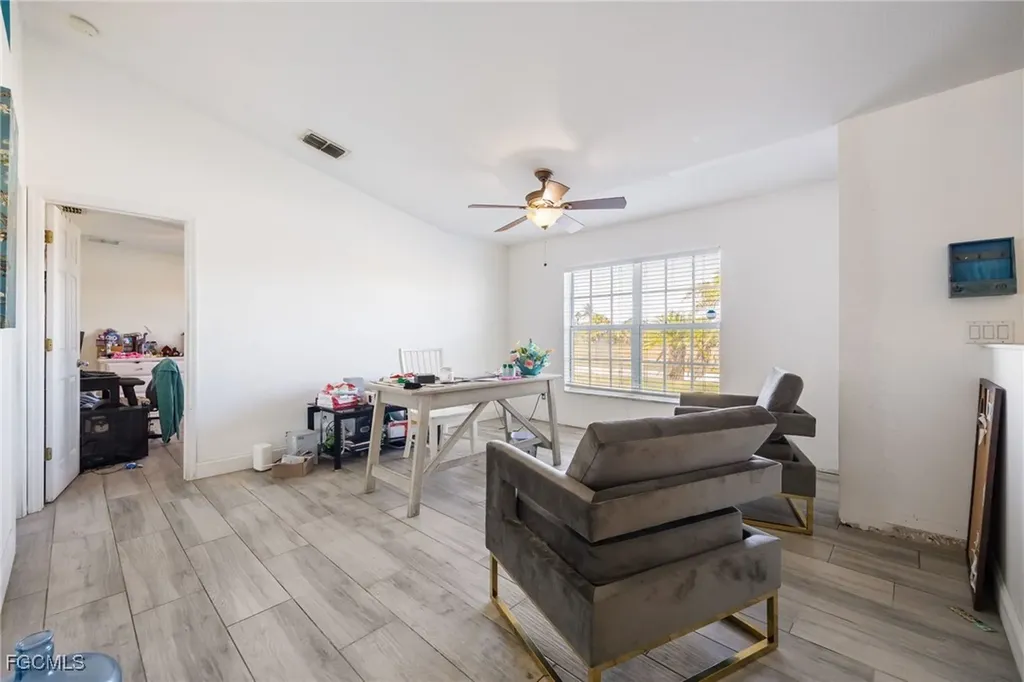 2022 NW 9th Terrace Cape Coral FL 33993