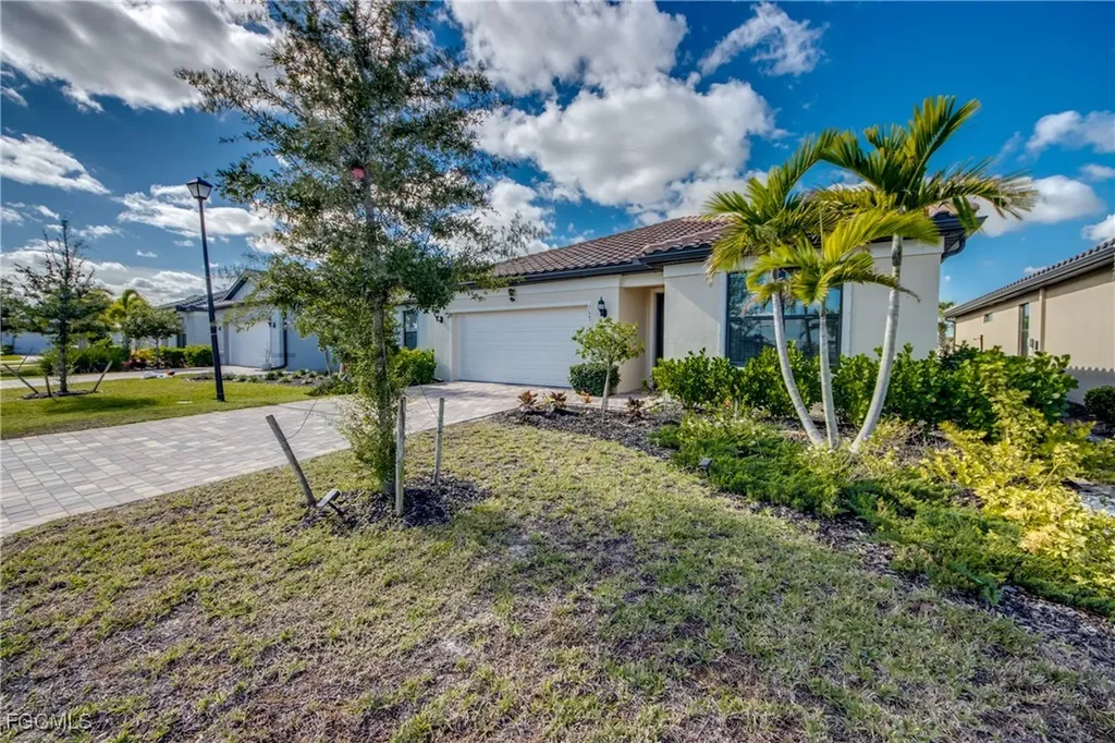 3647 Rain Lily Lane Alva FL 33920