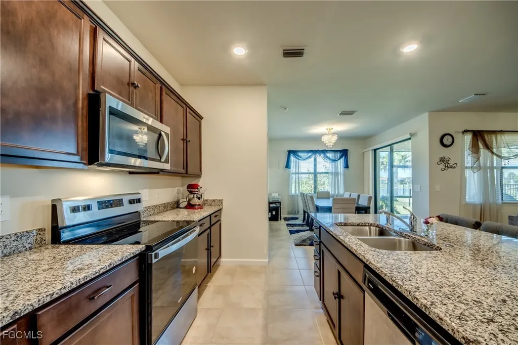 3647 Rain Lily Lane Alva FL 33920