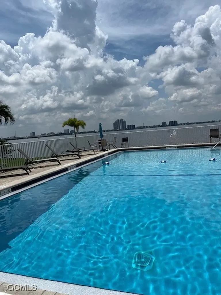3340 N Key Drive North Fort Myers FL 33903