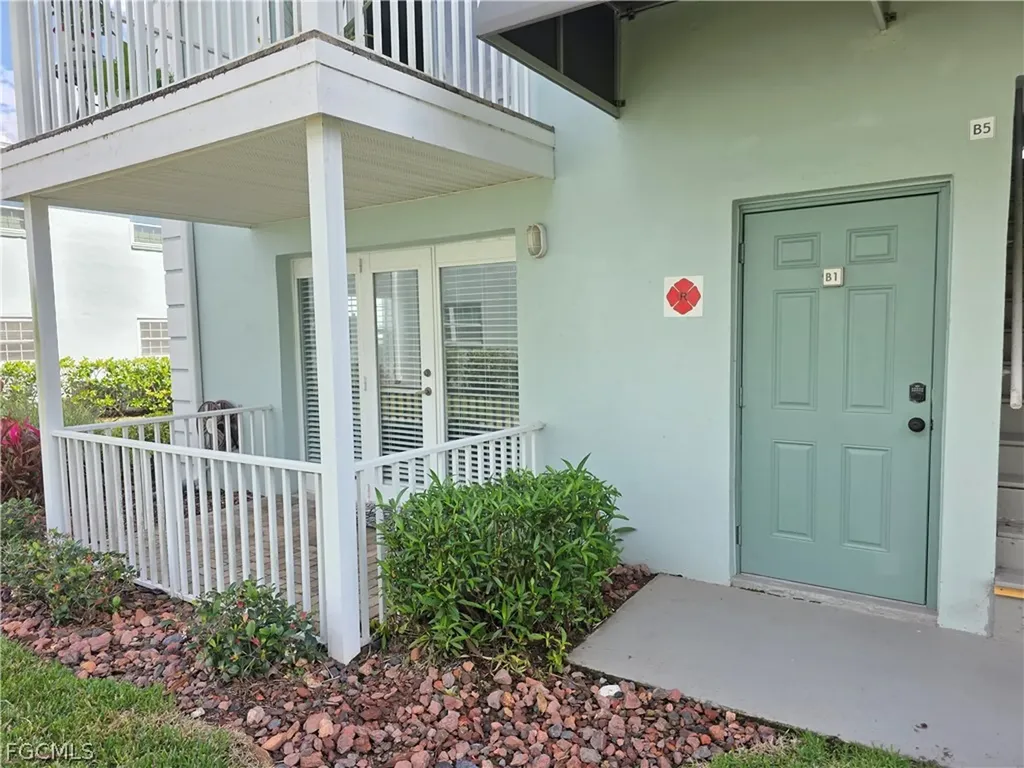 3340 N Key Drive North Fort Myers FL 33903
