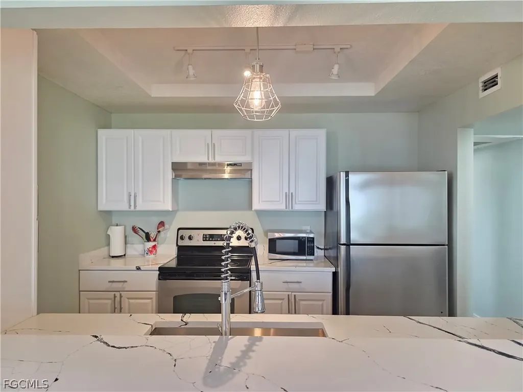 3340 N Key Drive North Fort Myers FL 33903