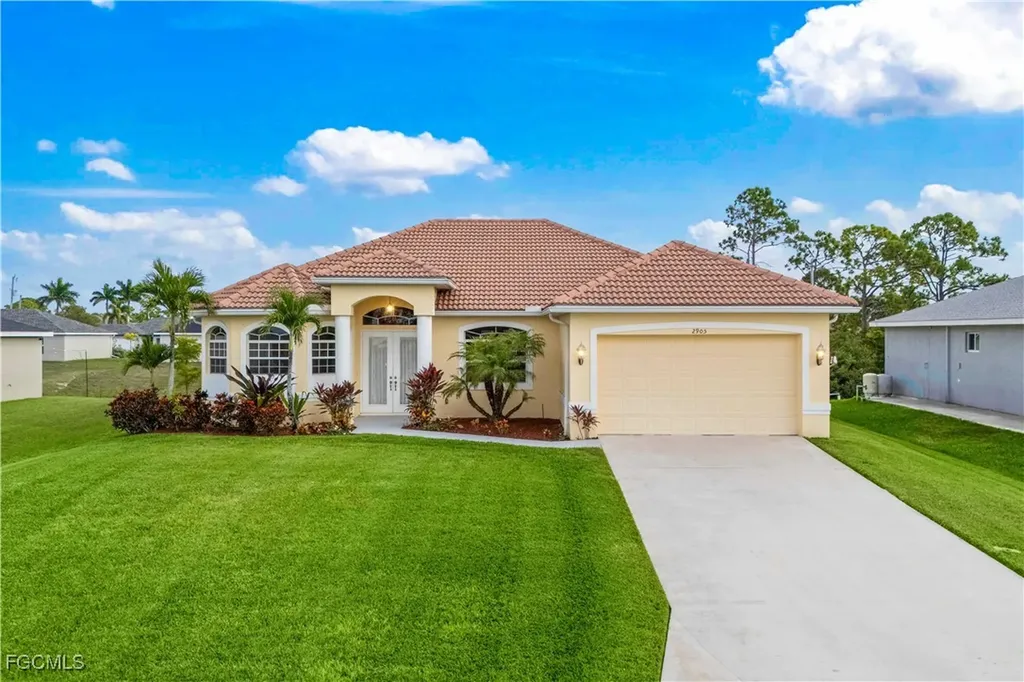 2905 NW 22nd Place Cape Coral FL 33993