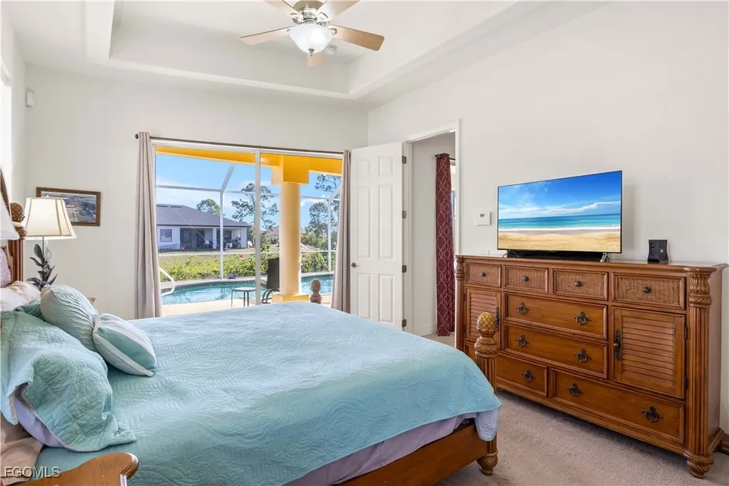 2905 NW 22nd Place Cape Coral FL 33993