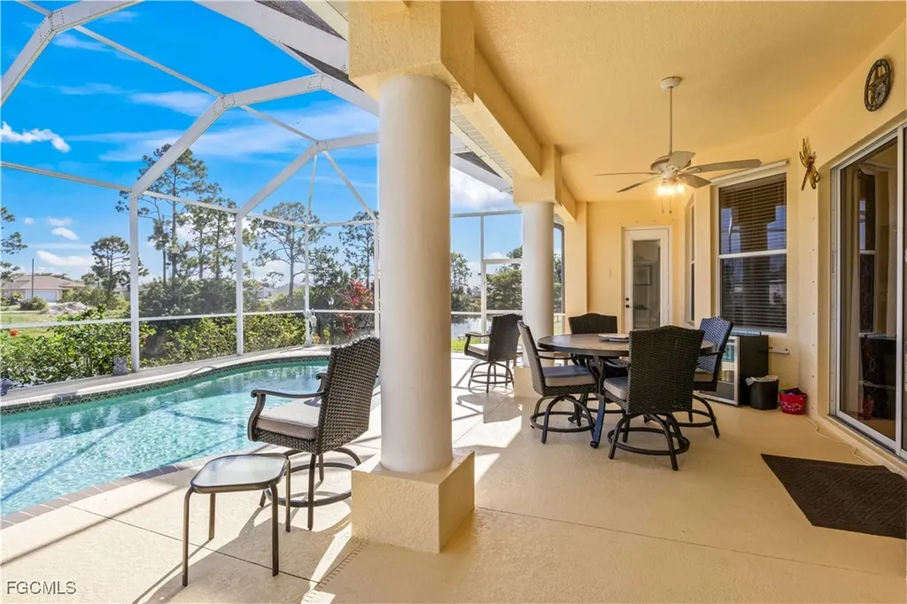 2905 NW 22nd Place Cape Coral FL 33993