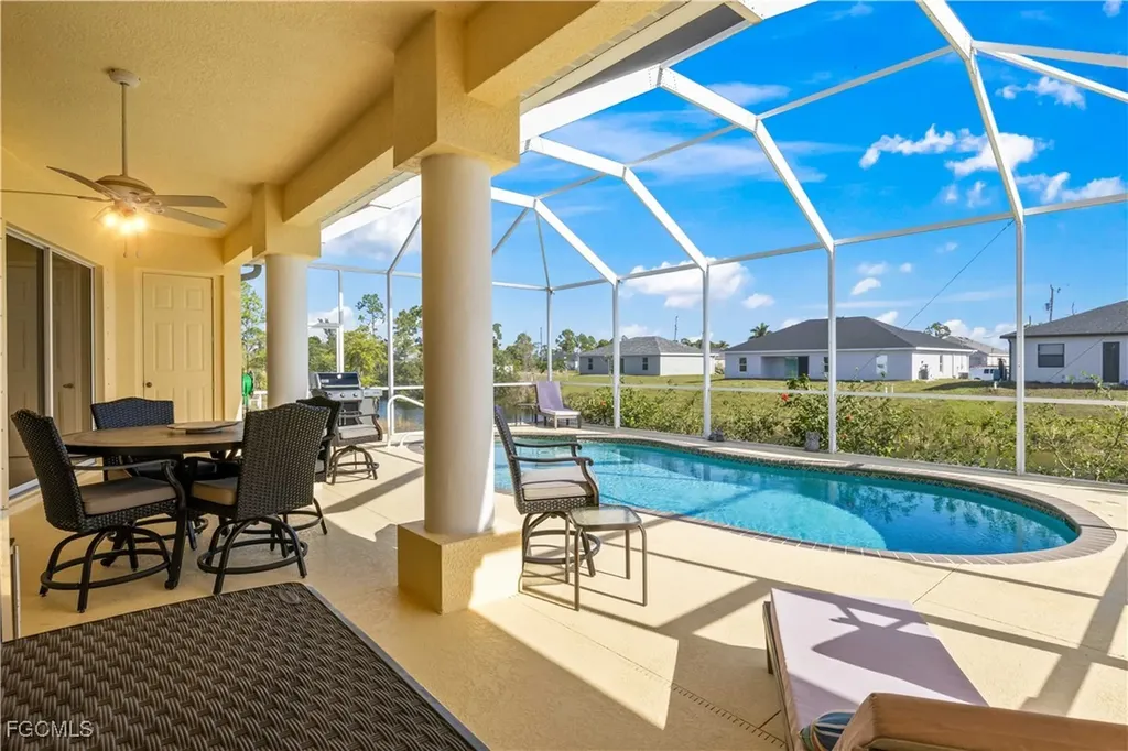 2905 NW 22nd Place Cape Coral FL 33993