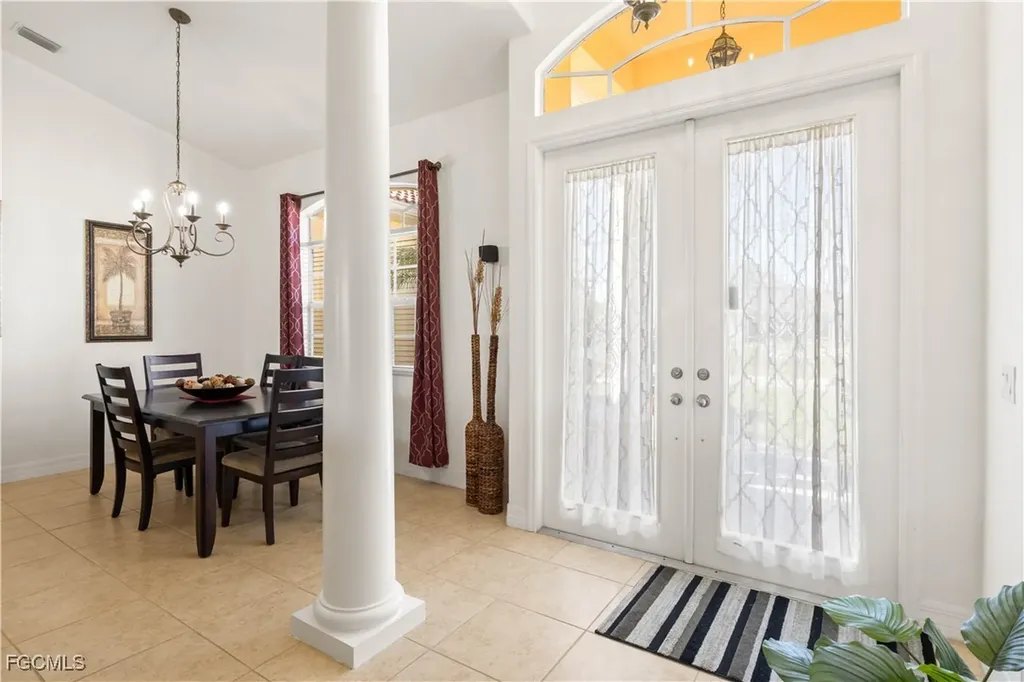 2905 NW 22nd Place Cape Coral FL 33993