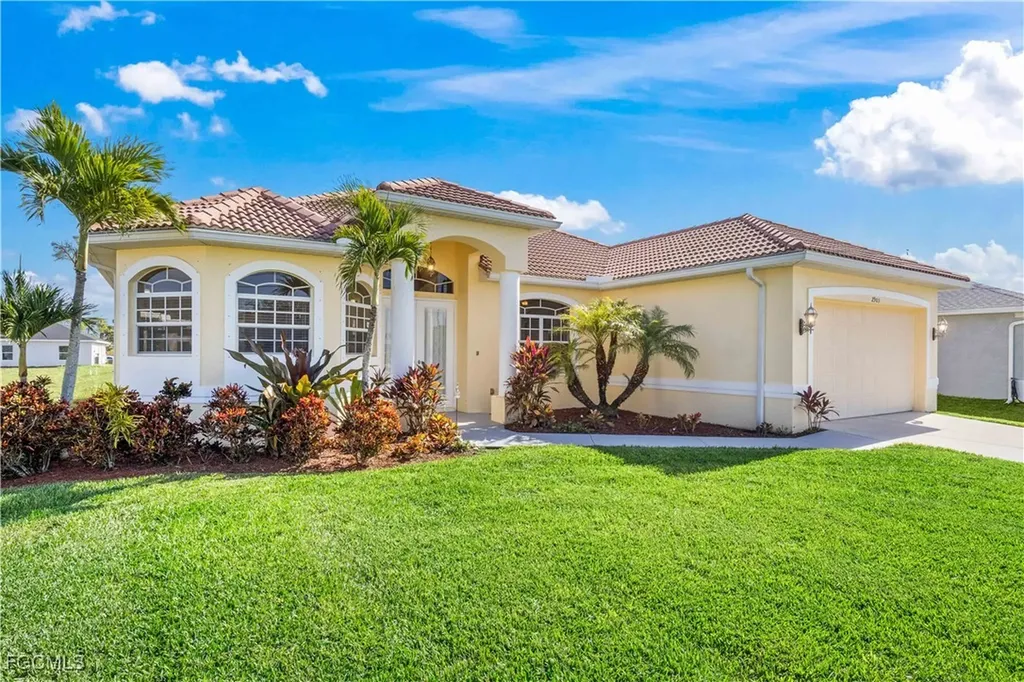 2905 NW 22nd Place Cape Coral FL 33993