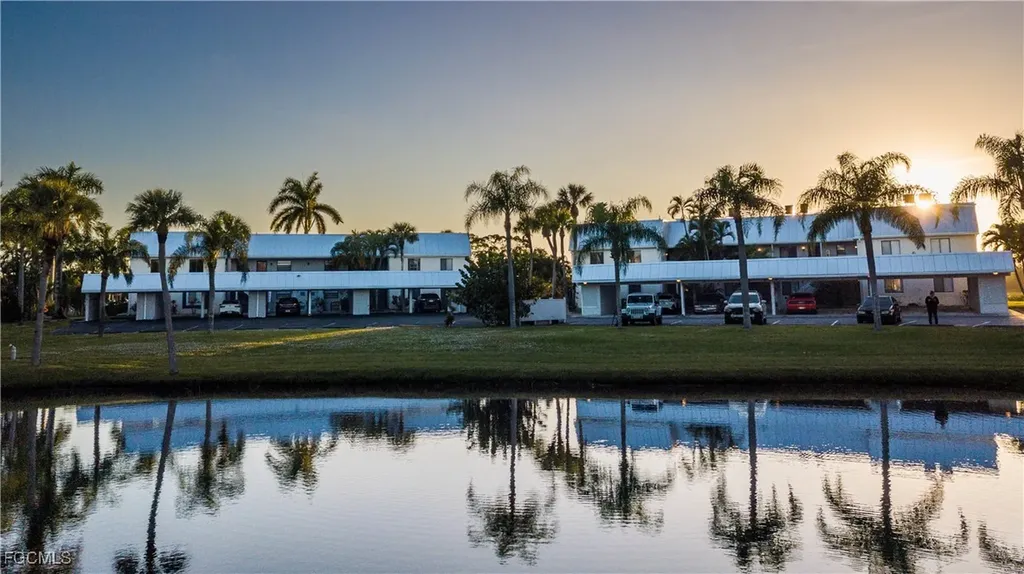 3916 Orange Grove Boulevard North Fort Myers FL 33903