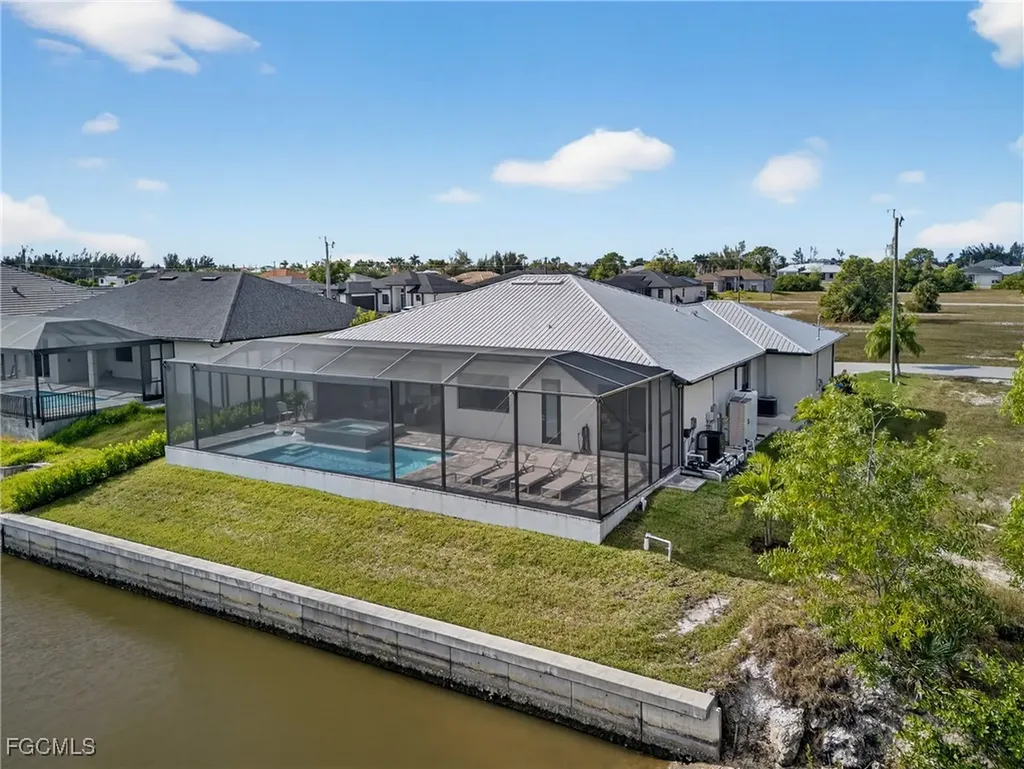 2817 NW 41st Avenue Cape Coral FL 33993