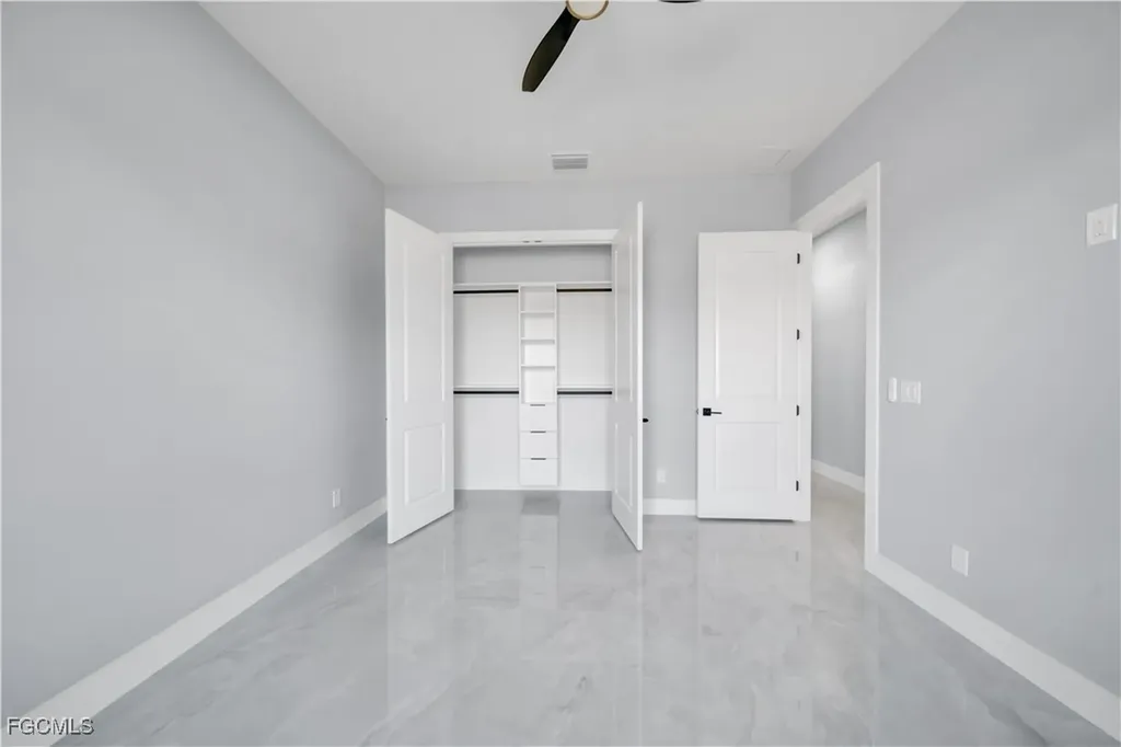 129 SW 33rd Place Cape Coral FL 33991