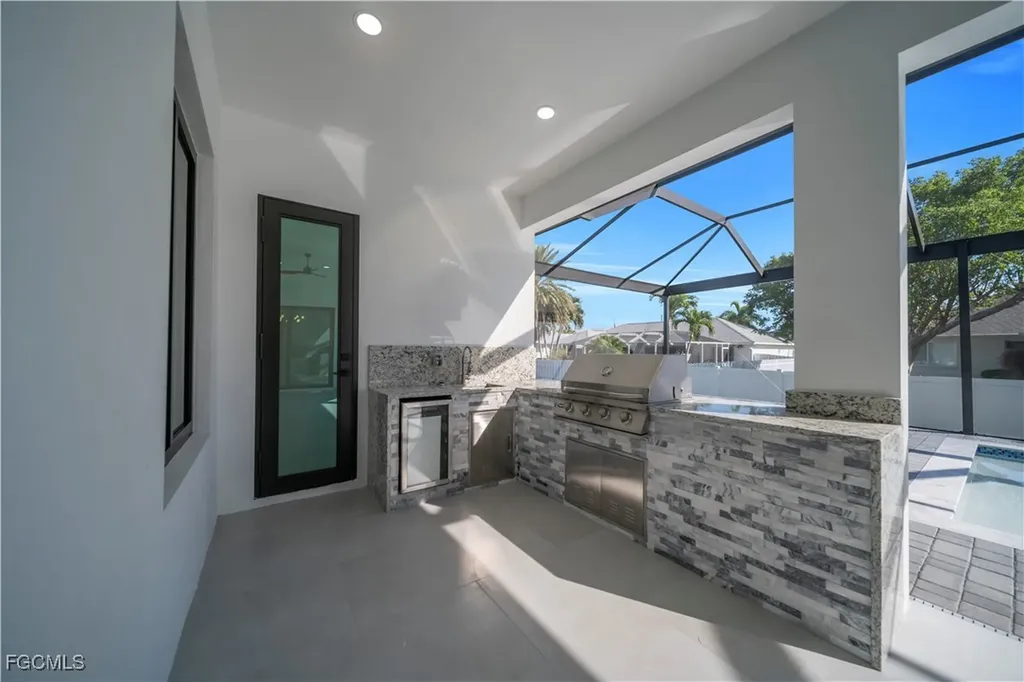 129 SW 33rd Place Cape Coral FL 33991