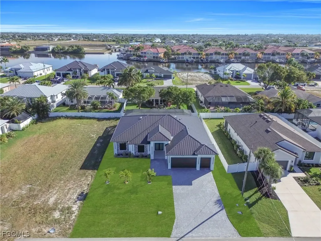 129 SW 33rd Place Cape Coral FL 33991