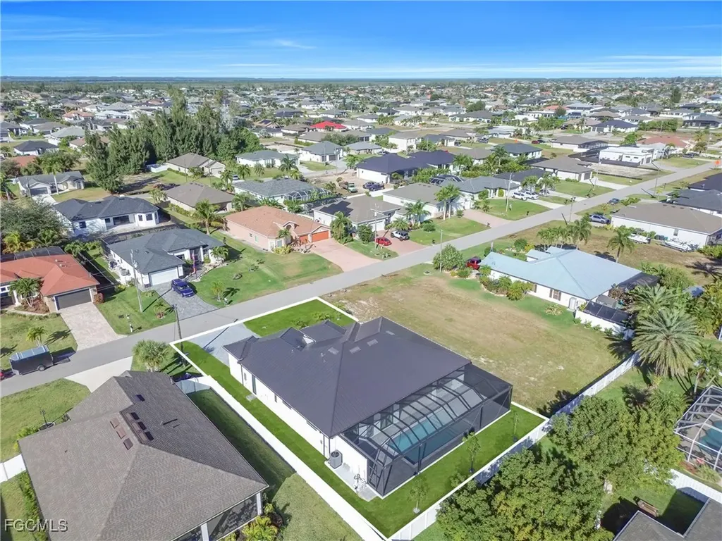 129 SW 33rd Place Cape Coral FL 33991