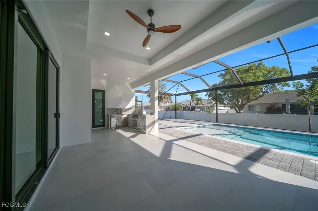 129 SW 33rd Place Cape Coral FL 33991