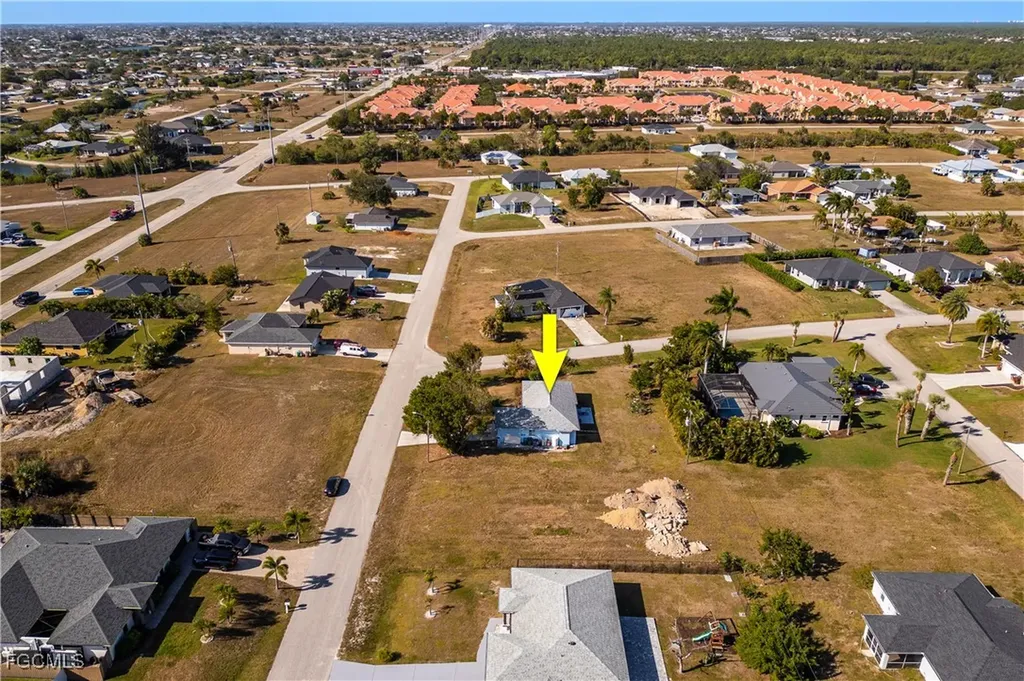 2017 NE 24th Terrace Cape Coral FL 33909