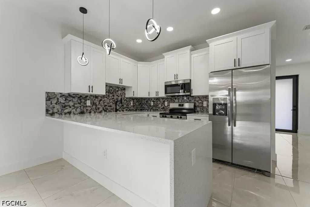 379 Selkirk Avenue Lehigh Acres FL 33974