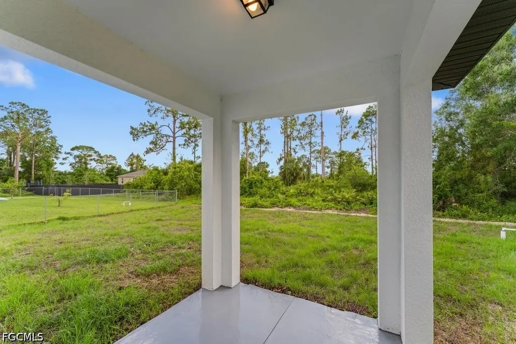 379 Selkirk Avenue Lehigh Acres FL 33974