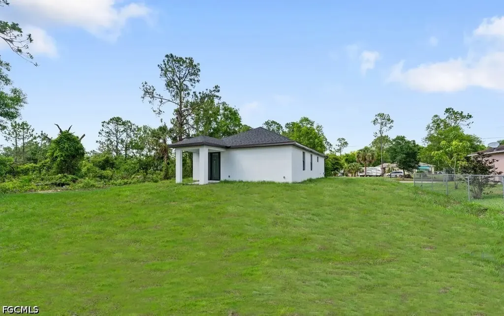 379 Selkirk Avenue Lehigh Acres FL 33974