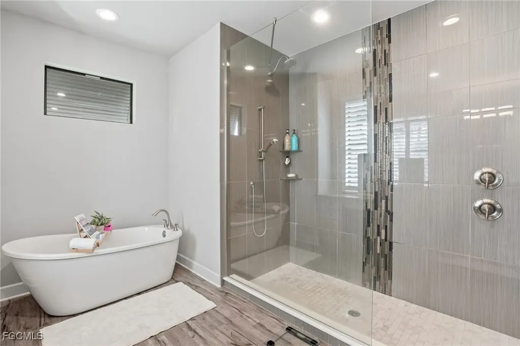 2728 SW 25th Street Cape Coral FL 33914