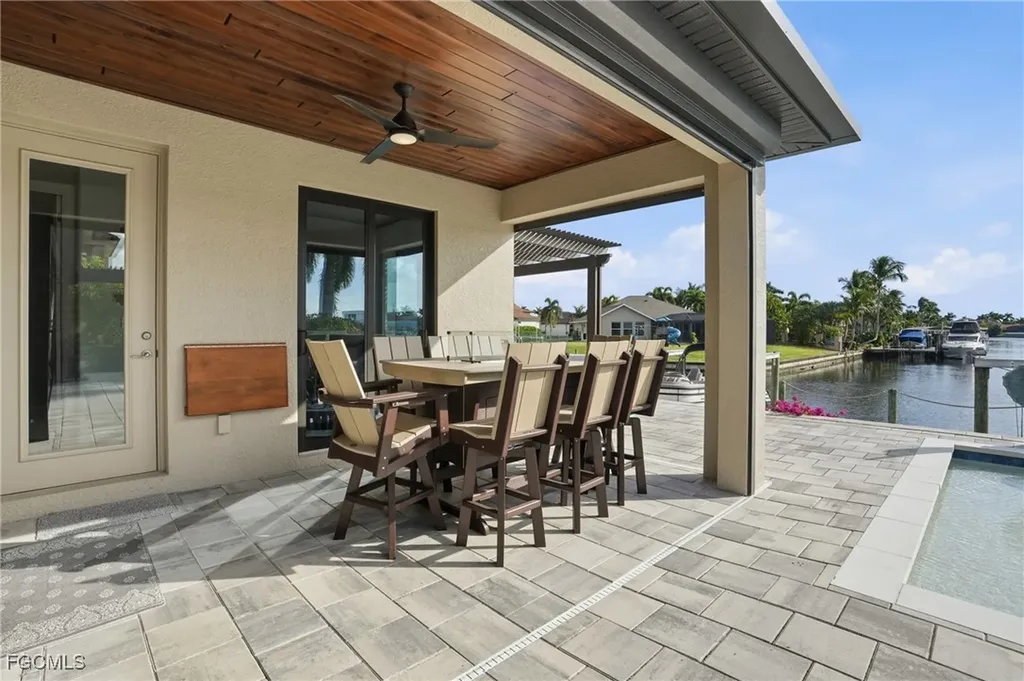 2728 SW 25th Street Cape Coral FL 33914