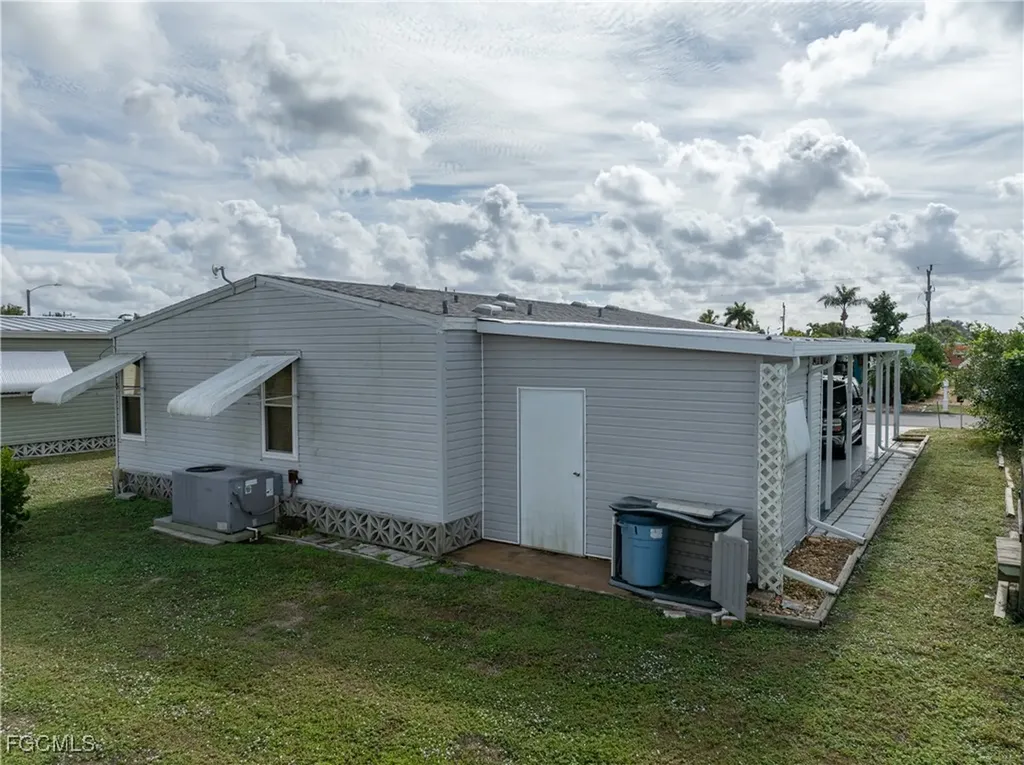 3465 Celestial Way North Fort Myers FL 33903