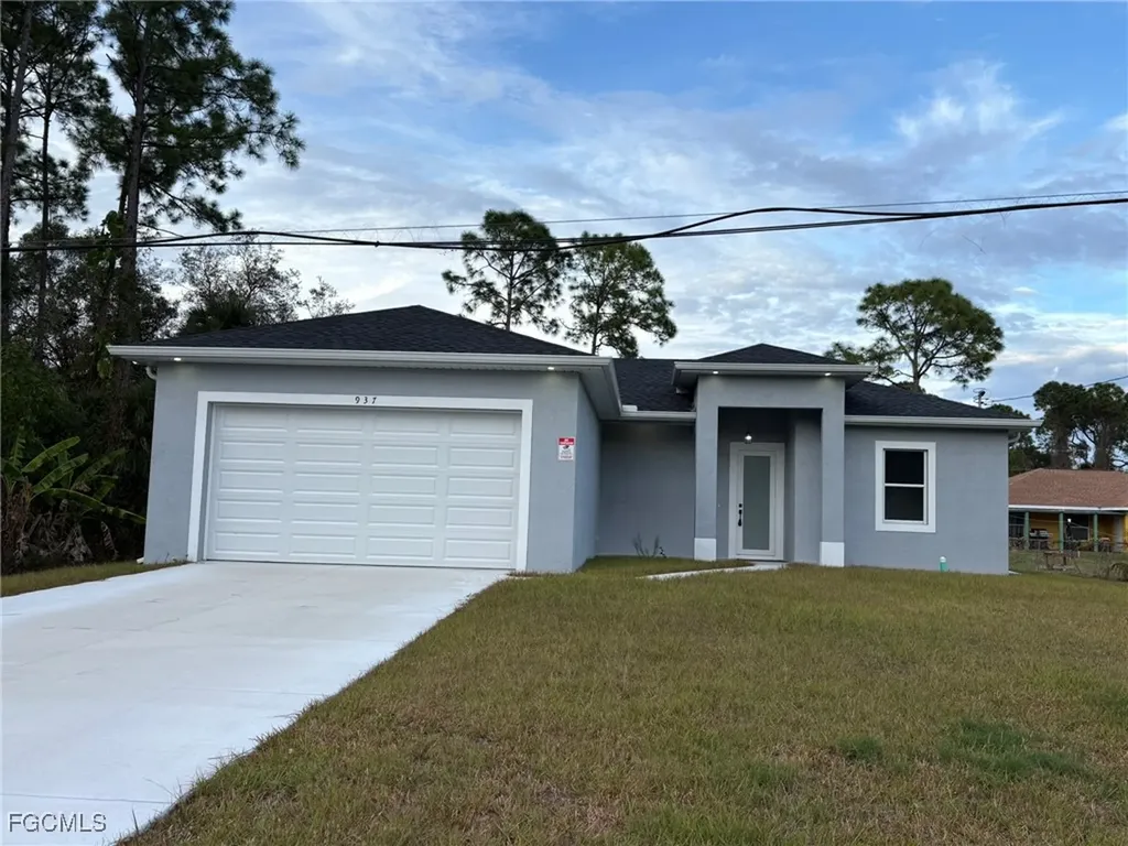937 Sentinela Boulevard Lehigh Acres FL 33974
