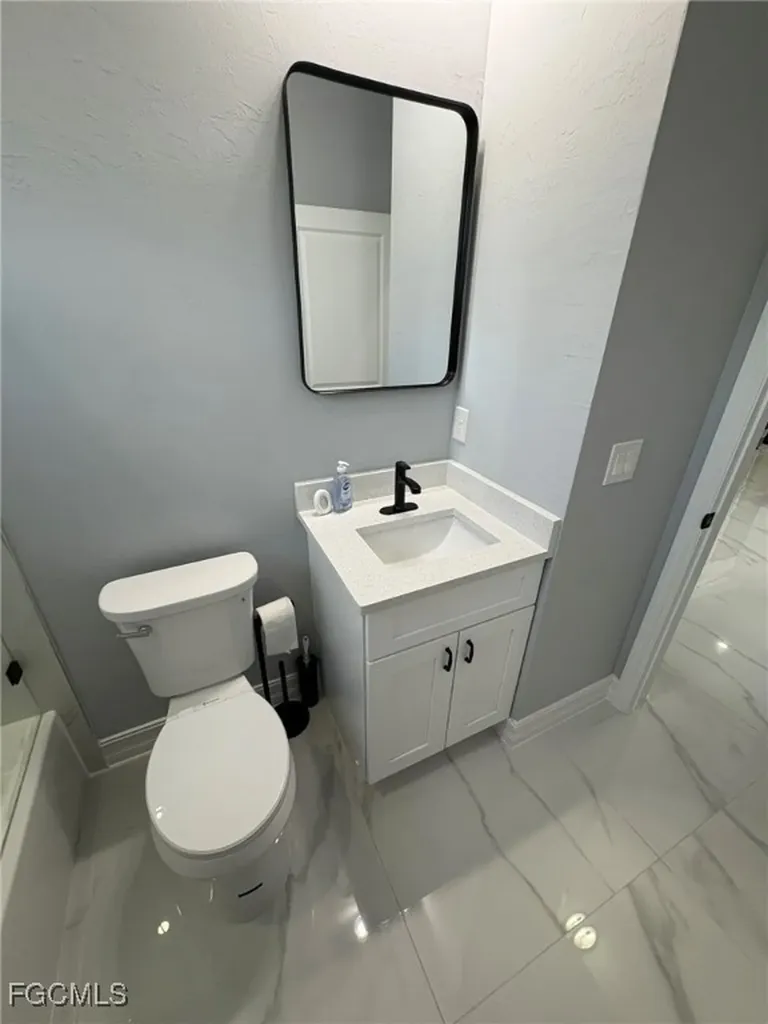 937 Sentinela Boulevard Lehigh Acres FL 33974