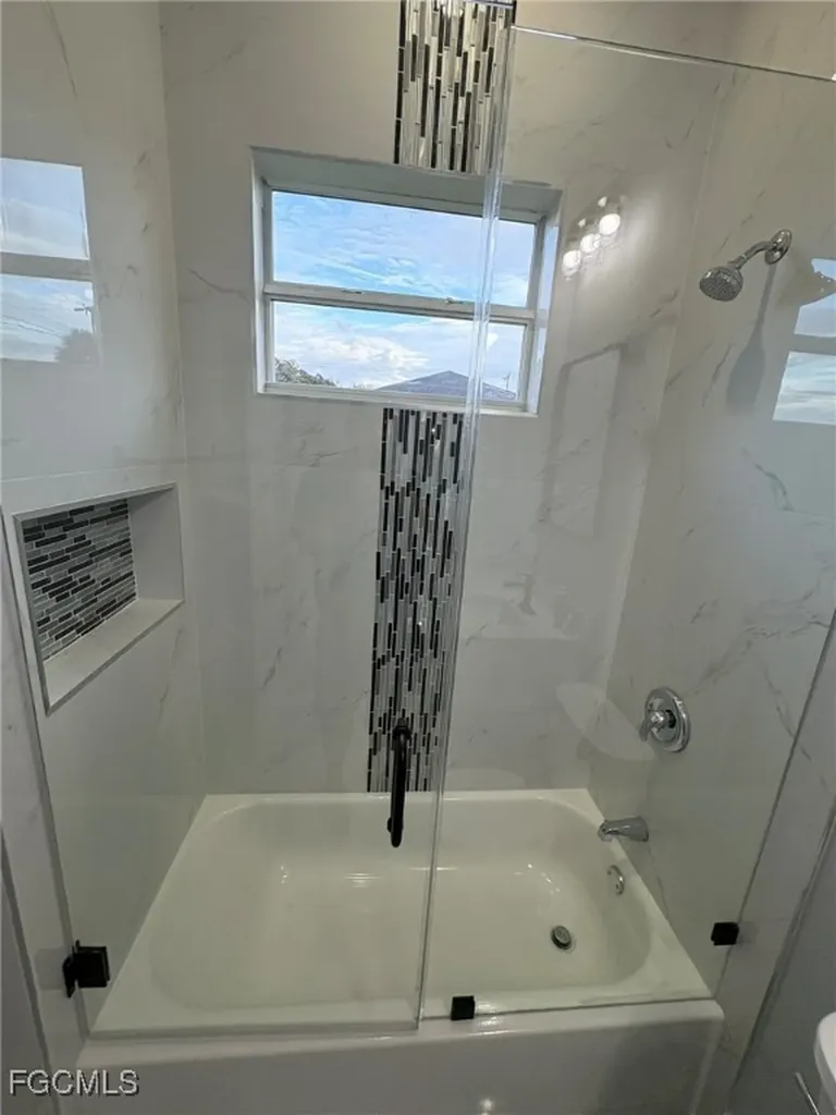937 Sentinela Boulevard Lehigh Acres FL 33974